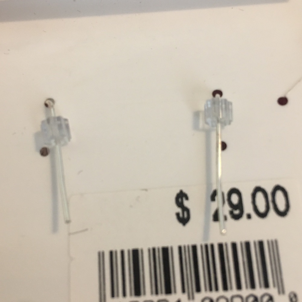 Allison Reed ~ Star Earrings - Picture 3 of 3